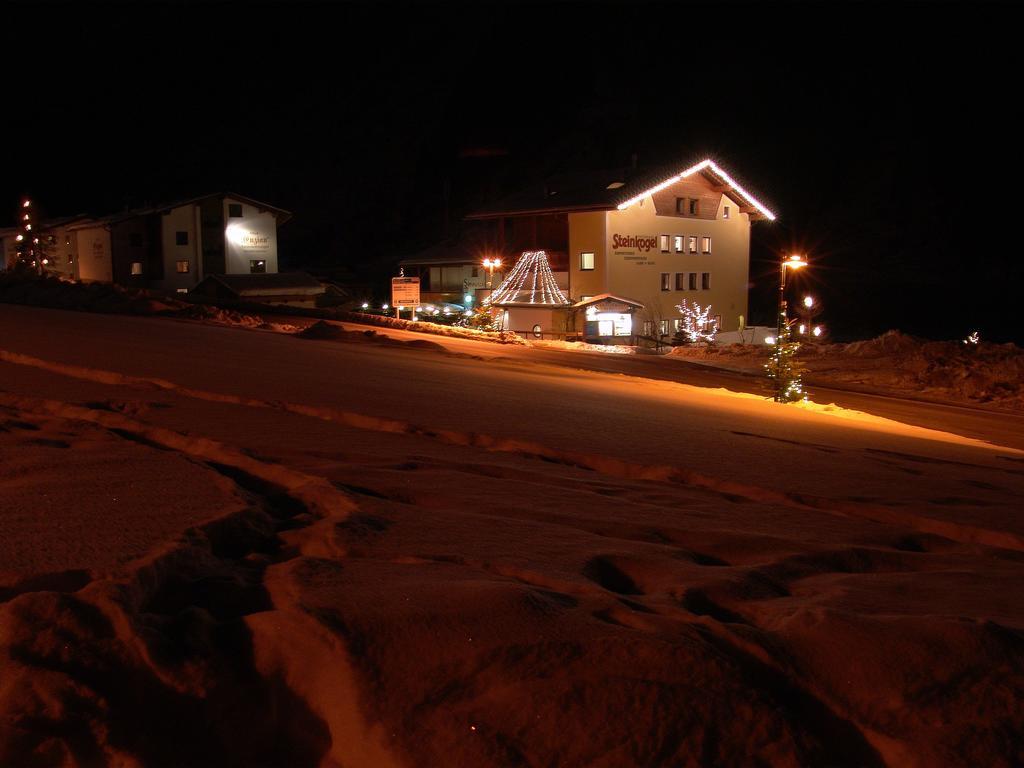 Pension Steinkogel Sankt Leonhard im Pitztal Exteriör bild