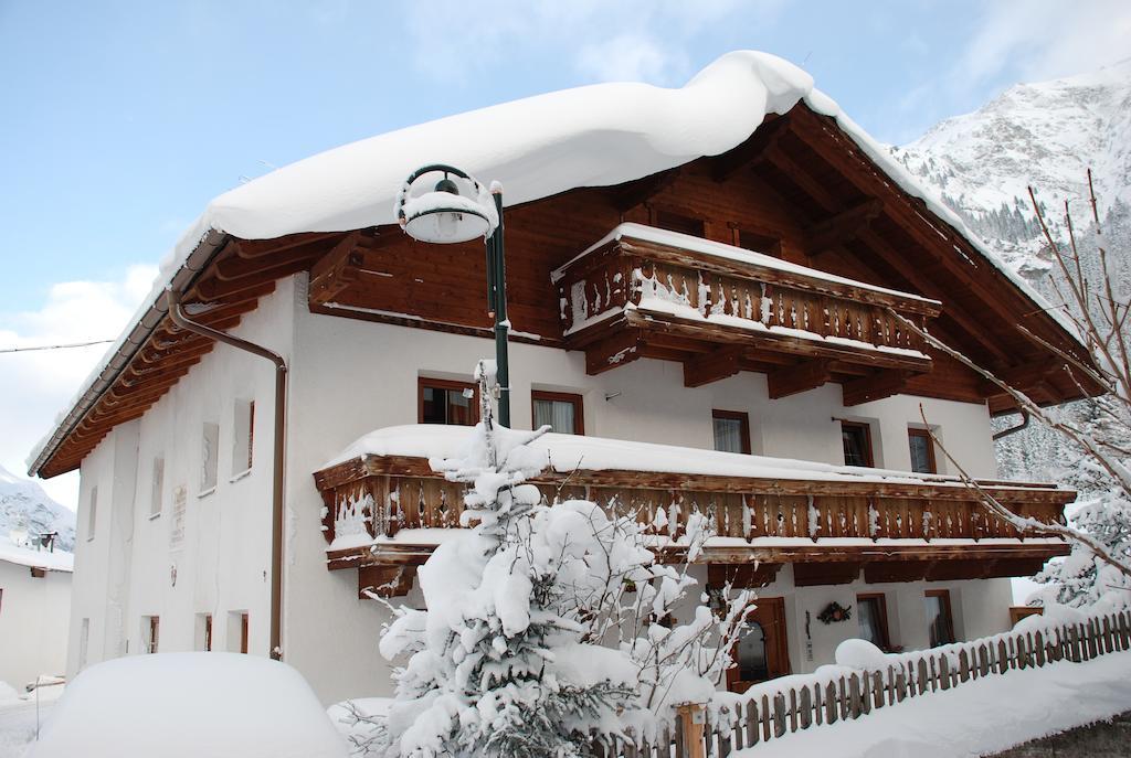 Pension Steinkogel Sankt Leonhard im Pitztal Exteriör bild